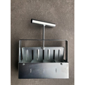 Presse motte 4 mottes de 4 cm en acier inoxydable